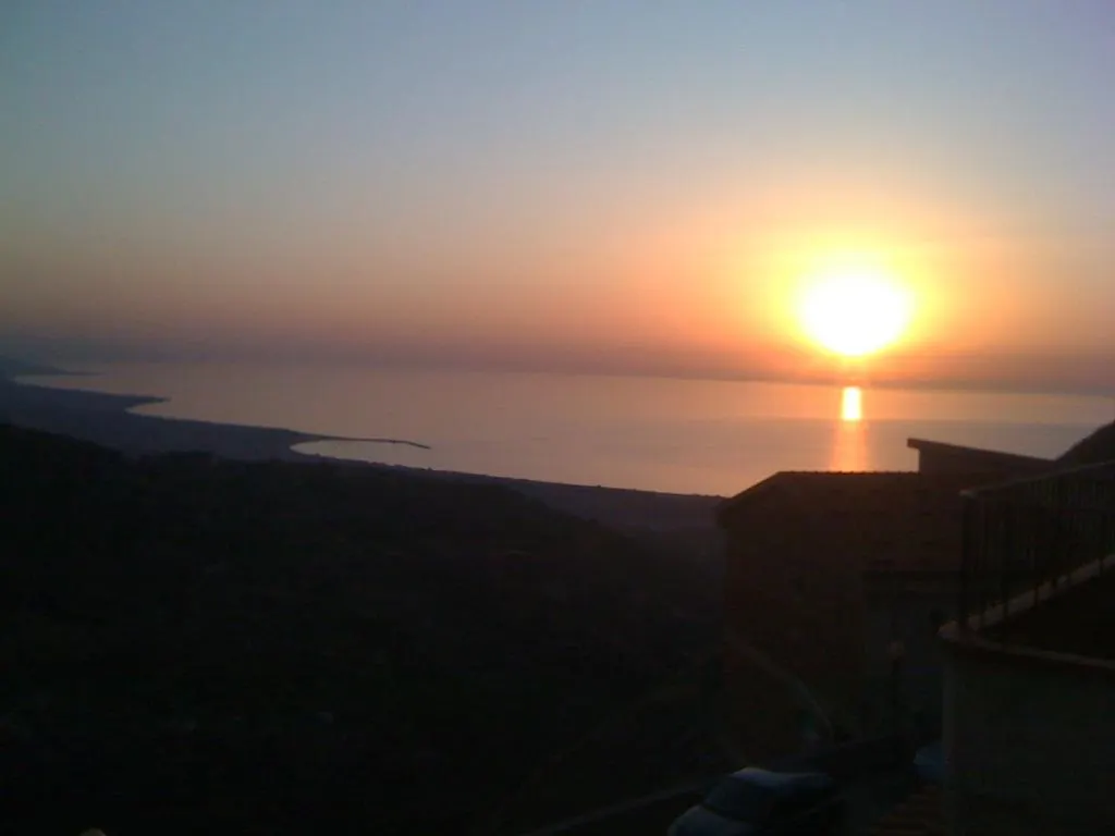 Elisem B&B San Marco d'Alunzio Bed & Breakfast